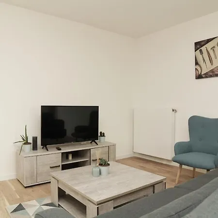 2bdr Flat #arcueil#parking 公寓 *